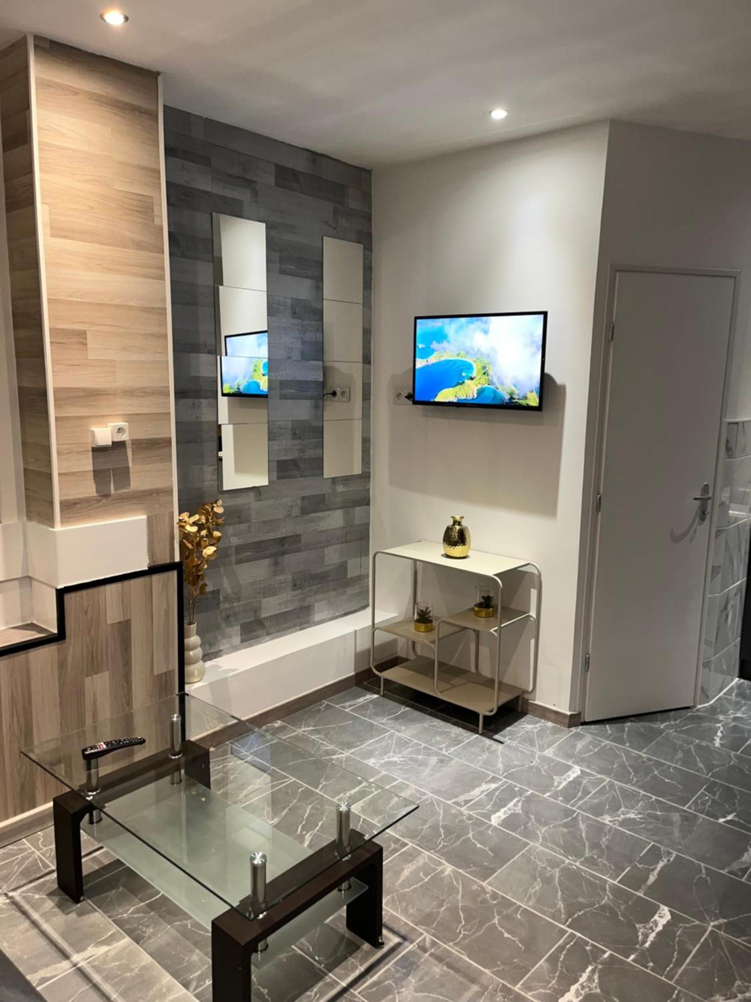 Appartement Moderne Centre Ville De ดีจอง ภายนอก รูปภาพ