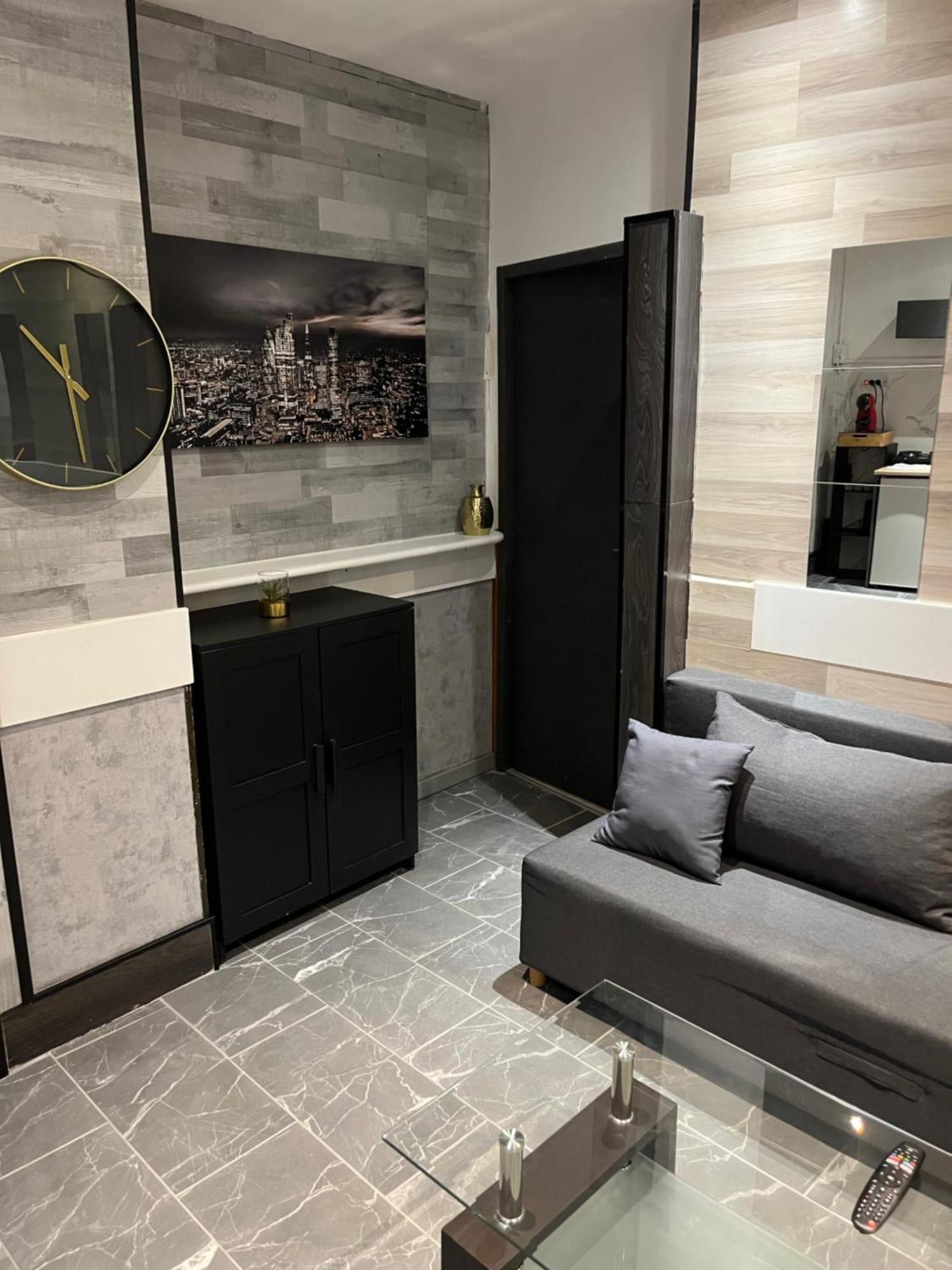 Appartement Moderne Centre Ville De ดีจอง ภายนอก รูปภาพ